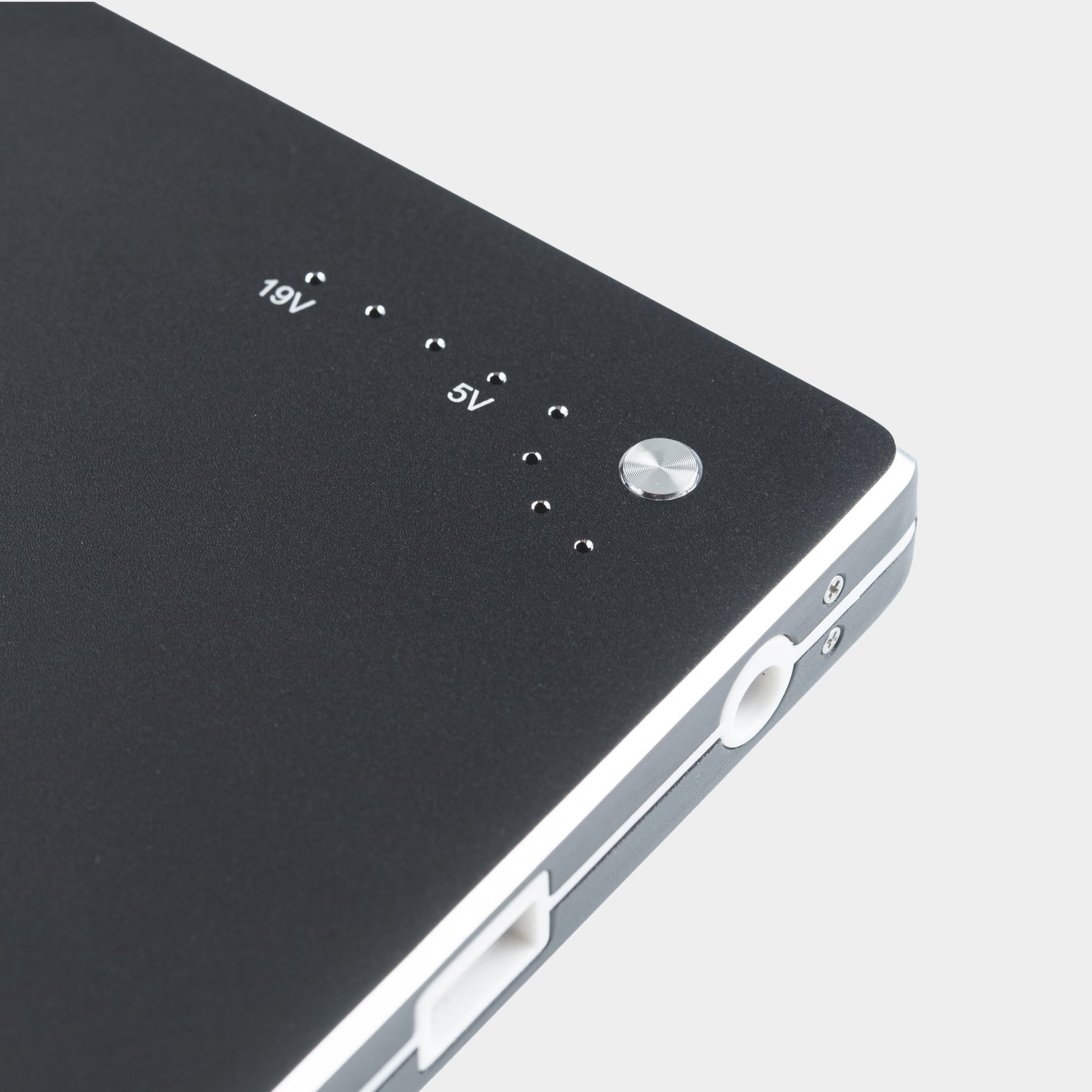 projector-power-bank-neon-the-future-ins-digital-projector